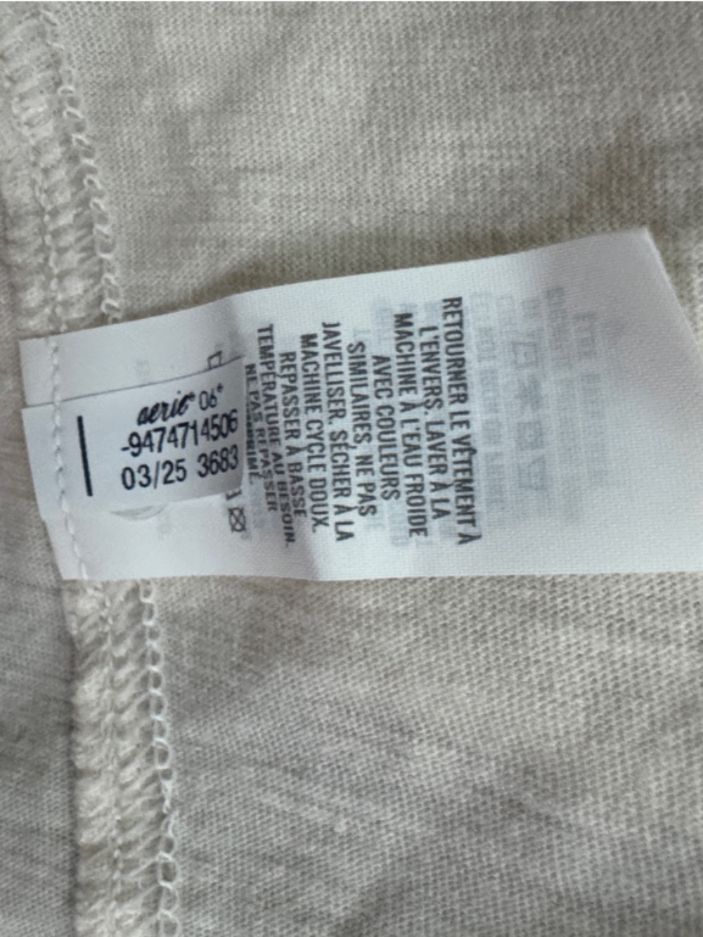 NWT Aerie Maine Oversized Boyfriend T-Shirt - Cream with Dusty Rose Print Med - Picture 10 of 11